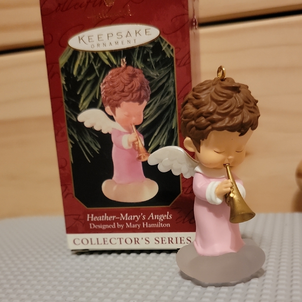 Hallmark 1999 Heather- Mary's Angels Keepsake Ornament